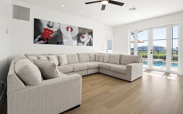 Henley Point | 6 Bed 4 Bath Villa | Hamlet at West Haven