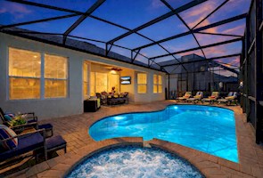 Stunning 5BR/5BA Villa -Southwest Facing pool in Windsor Hills