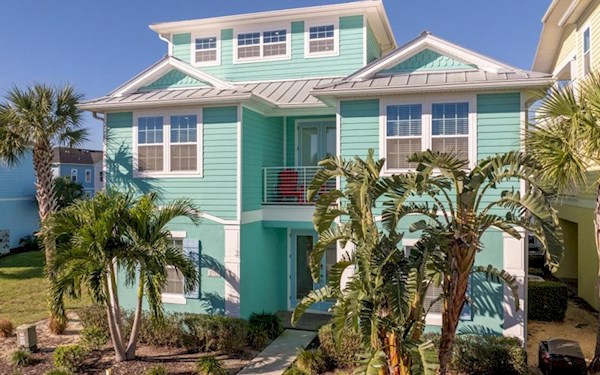 Margaritaville 8 Bedroom Home with Private Pool and Spa