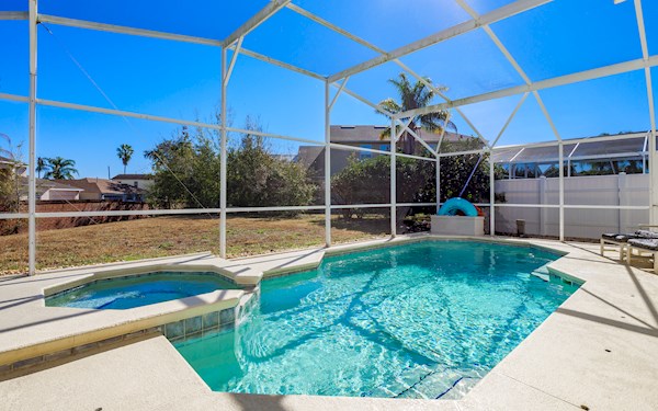 Spiderman & Frozen Villa Only 2 Miles from Disney ref 2809