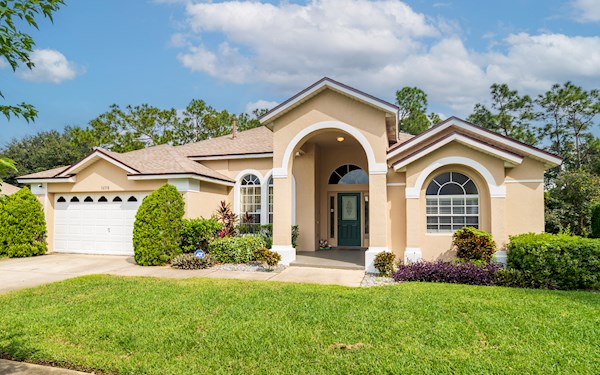 Orange Tree vacation villa | Unoverlooked with views and privacy