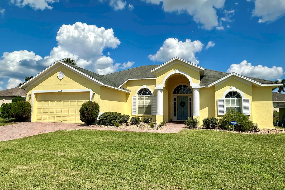 Sunset Palms Villa on Large Corner Plot (Photo - Sep 2023)