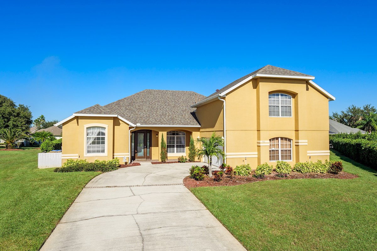 Formosa Gardens Vacation Rental | 6 Bedroom