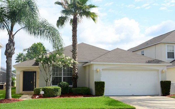 Florida - Lake Berkley Resort - 4 bedroom, 3 bathroom villa