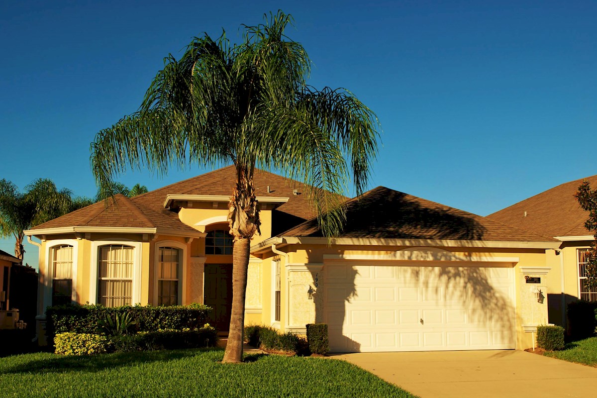 Calabay Parc at Tower Lake Villa