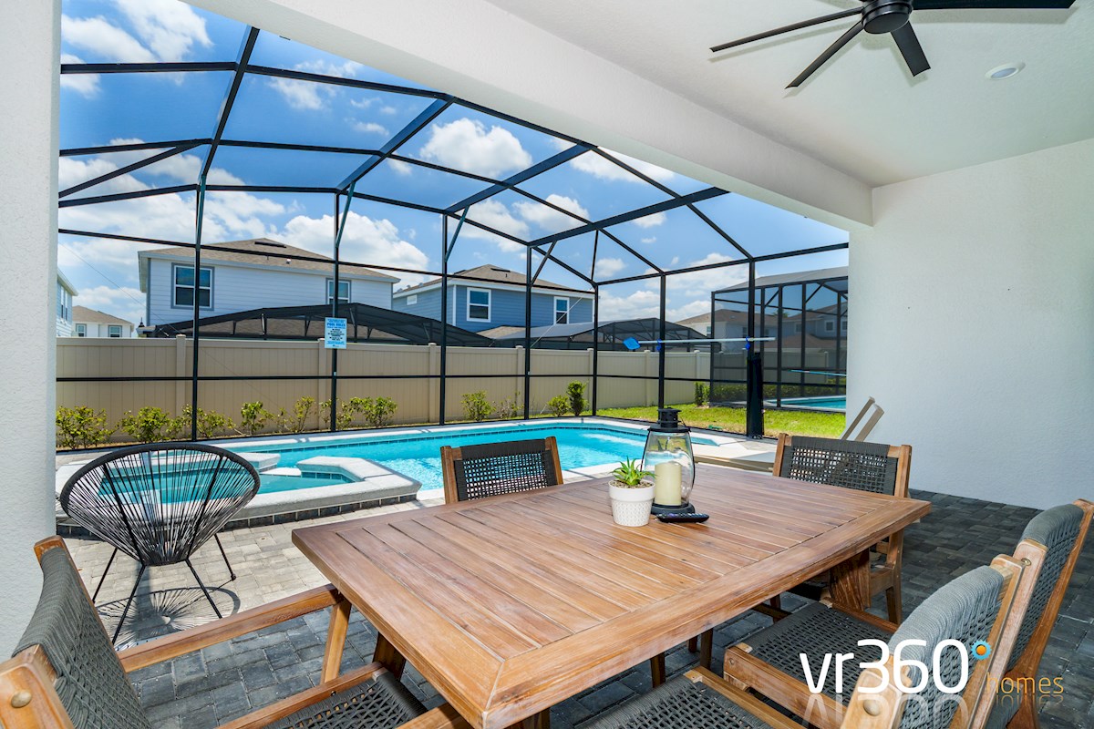 Under Cover Lanai Area