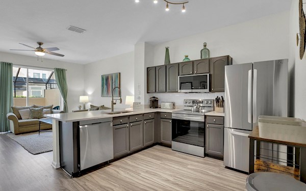 Windsor Hills 3 Bed 3 Bath Townhome | Close to Clubhouse