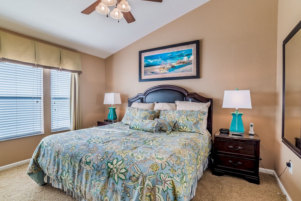 King Master Bedroom with Ensuite