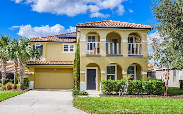 Serenity@Solterra - A Unique 6 Bedroom 4 ½ Bath Villa