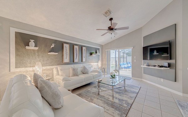 Modern & Luxurious 4 Bed, 3 Bath Property | Solana Gated Resort 