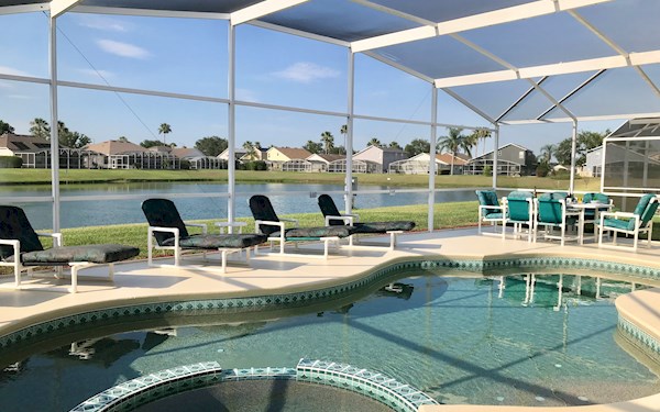 Relax Villa - Hampton  Lakes, 5 bedrooms, 3 bathrooms