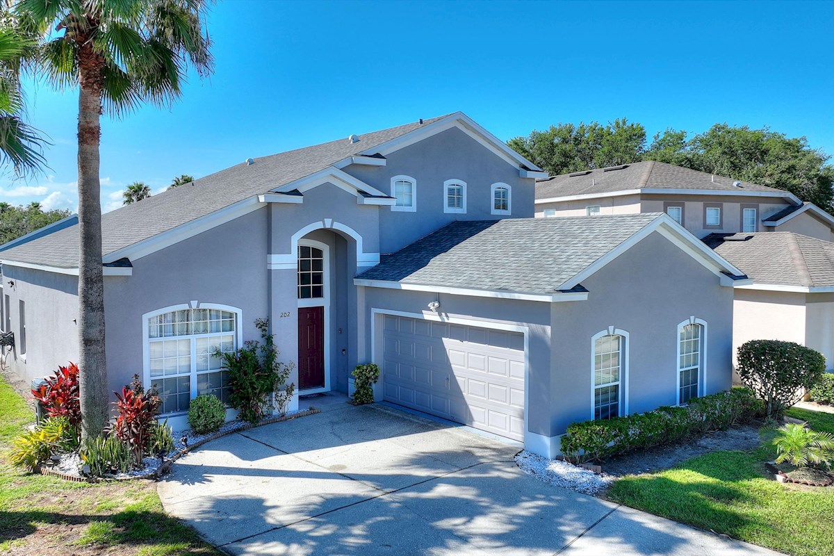 Hampton Lakes 5 Bedroom