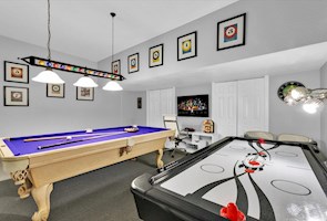 Windsor Hills | 6 Bed 5 Bath Villa | West Facing Pool and Spa