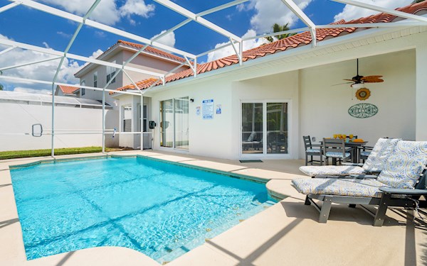 Shady Palms Villa | Newly Renovated | 3 Bedroom 2 Bath