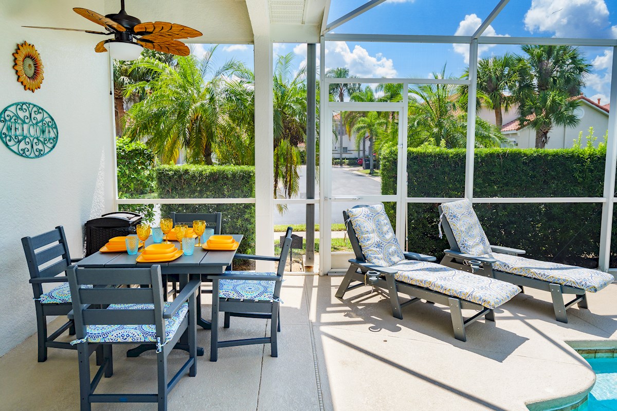 Under Cover Lanai Area