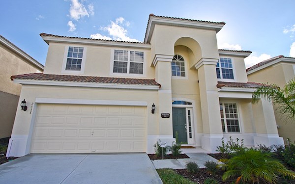 Flagstonevilla Luxury 6 Bed with Pool/Spa in Windsor Hills