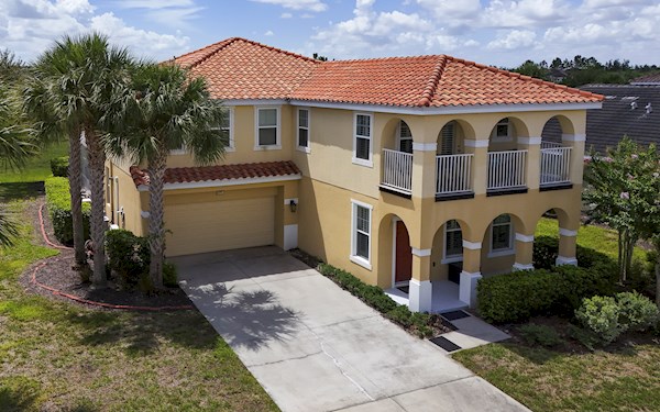 The Charming Chateau Luxury 6 Bed 6 ½ Bath Villa