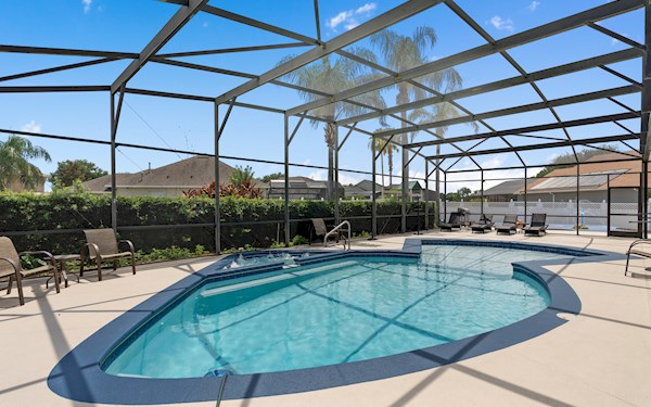 Mickey's Sunrise - South Facing Pool Hot Tub Splashpad Theater